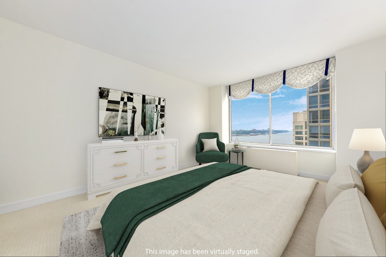 200 Riverside Boulevard, #35C