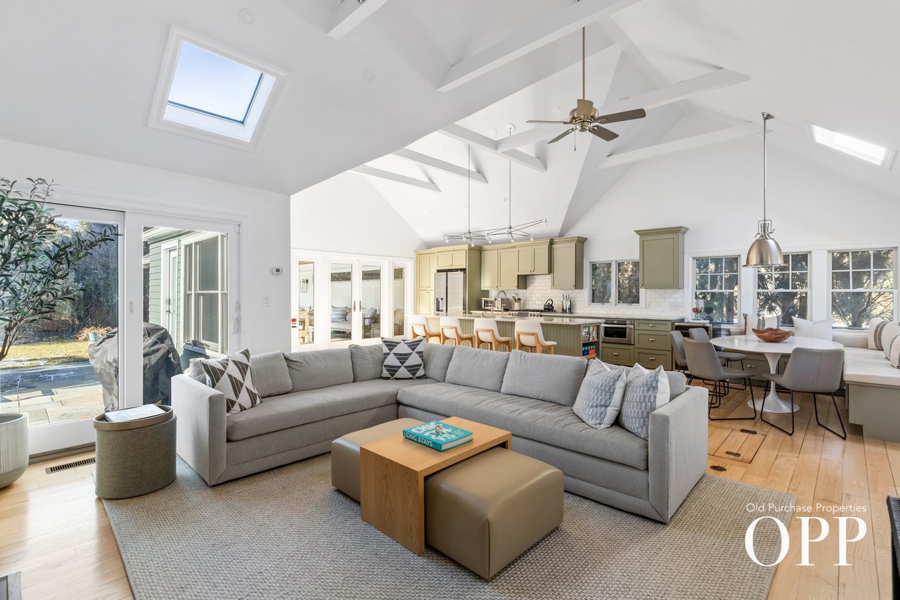 EASY SUMMER LIVING WITH POOL, HOT TUB & SCREENED PORCH