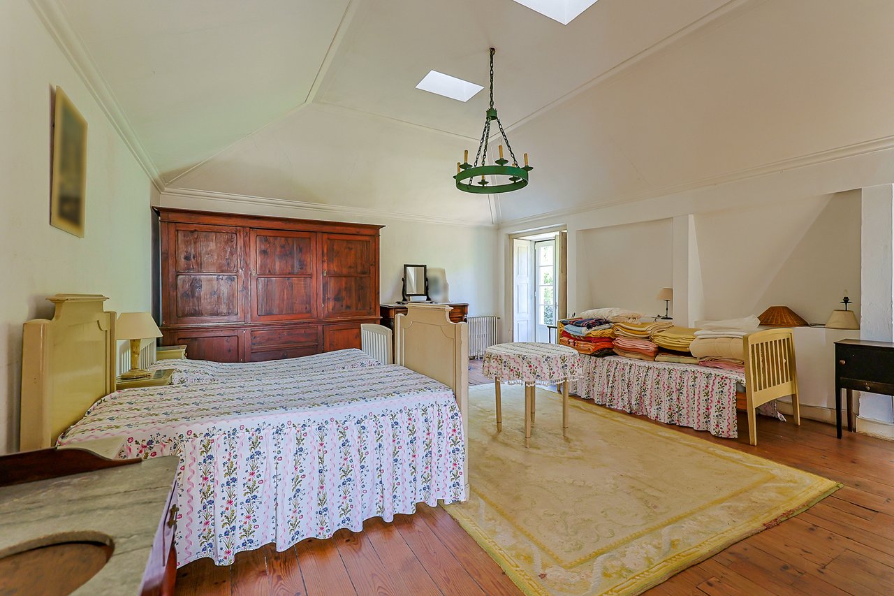 Magnificent 17th-Century Palace with  76,400 m² Estate Near Coimbra