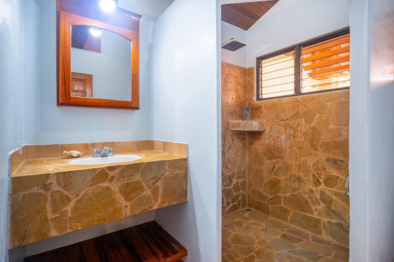 Castillo Puesta del Sol, Escalares - 