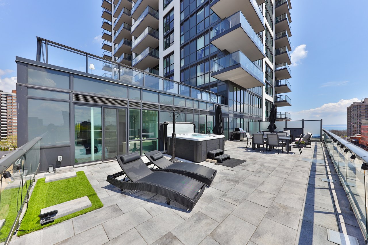 507-2007 James Street, Burlington