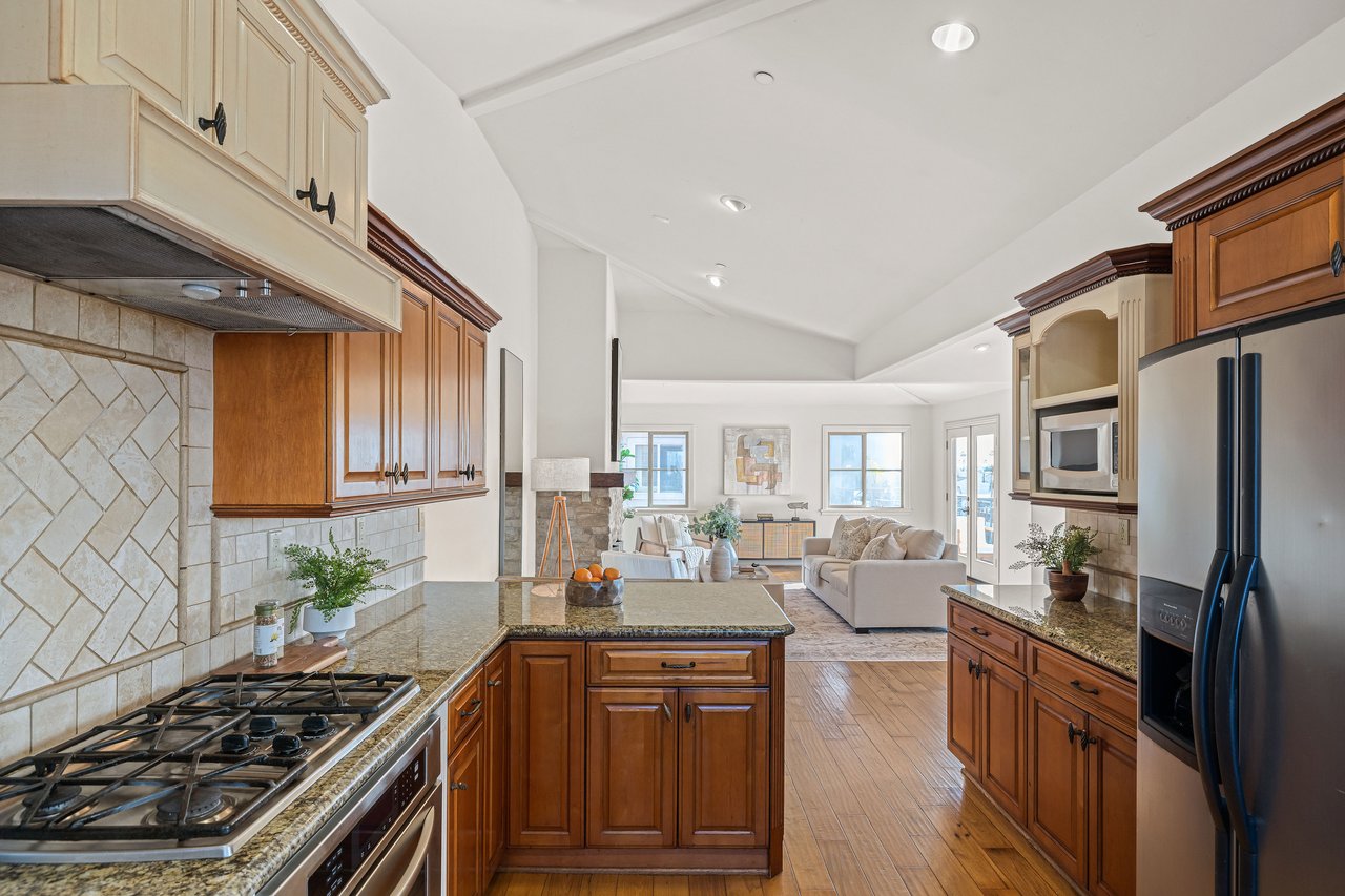 704 S Pacific Coast Highway A
