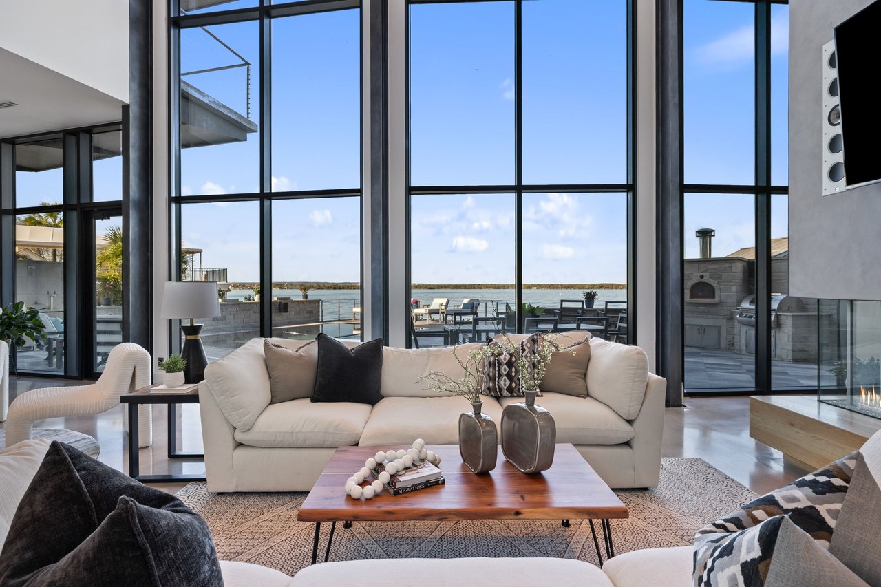 402 Lighthouse Drive