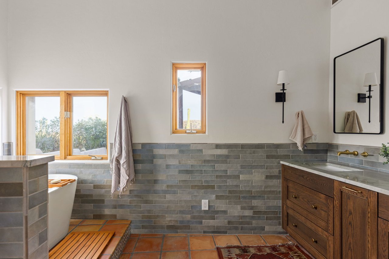 The Horseback House 