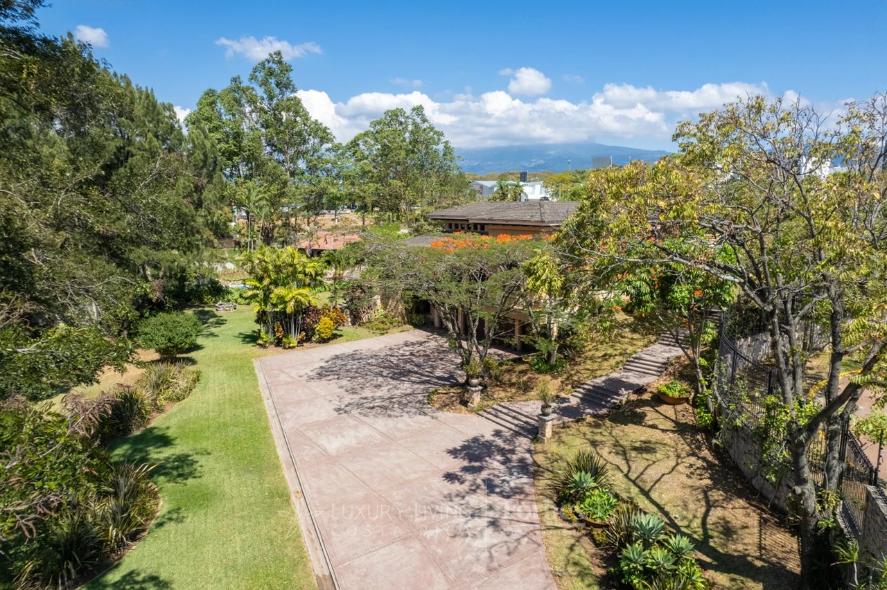 1278 - Valart Estate - An oasis in the city with mixed land use in Real Cariari