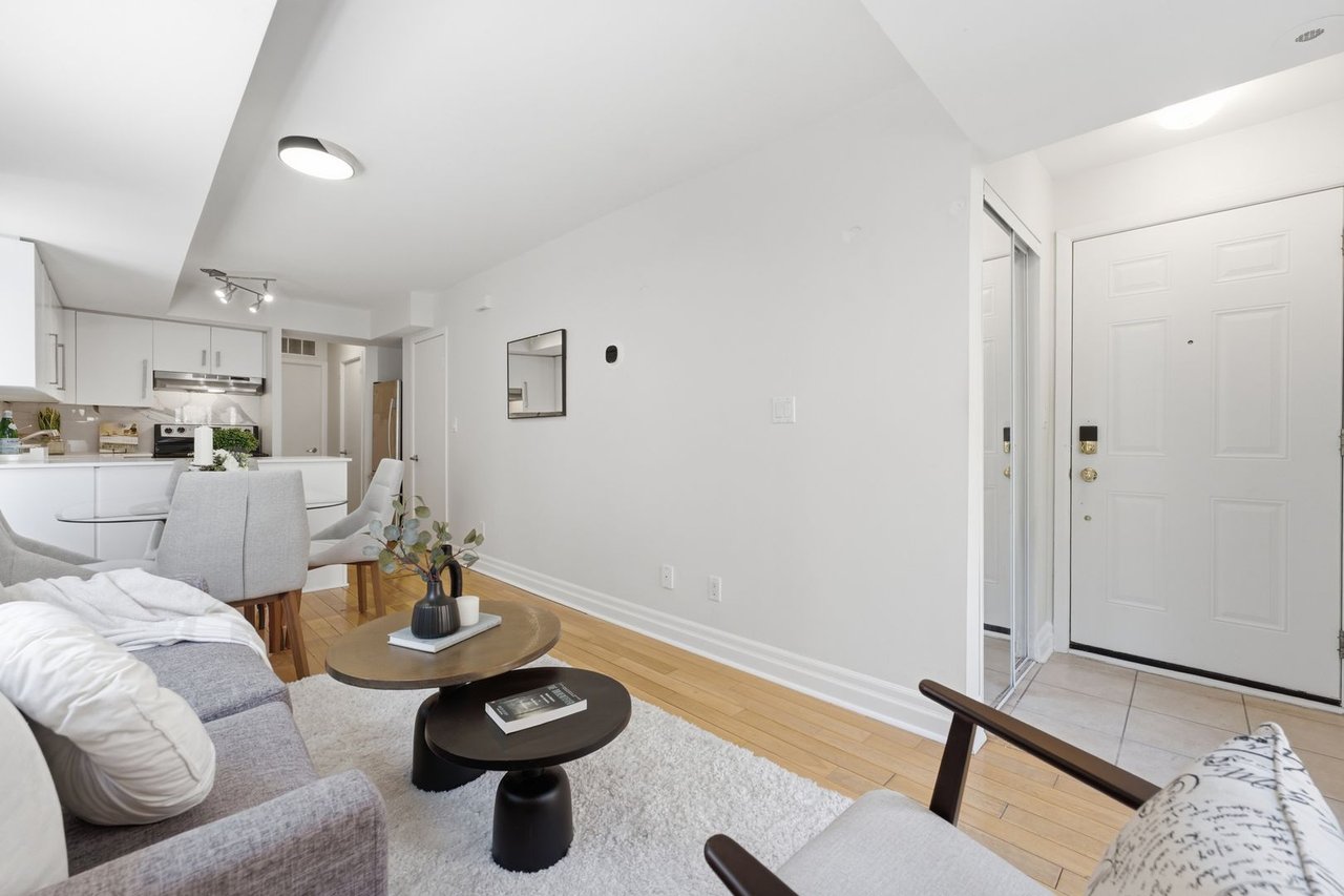 206-415 Jarvis St