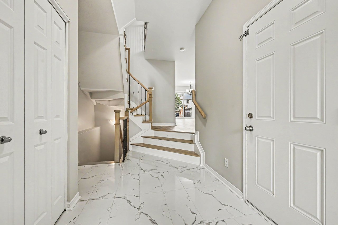 158 Lokoya St