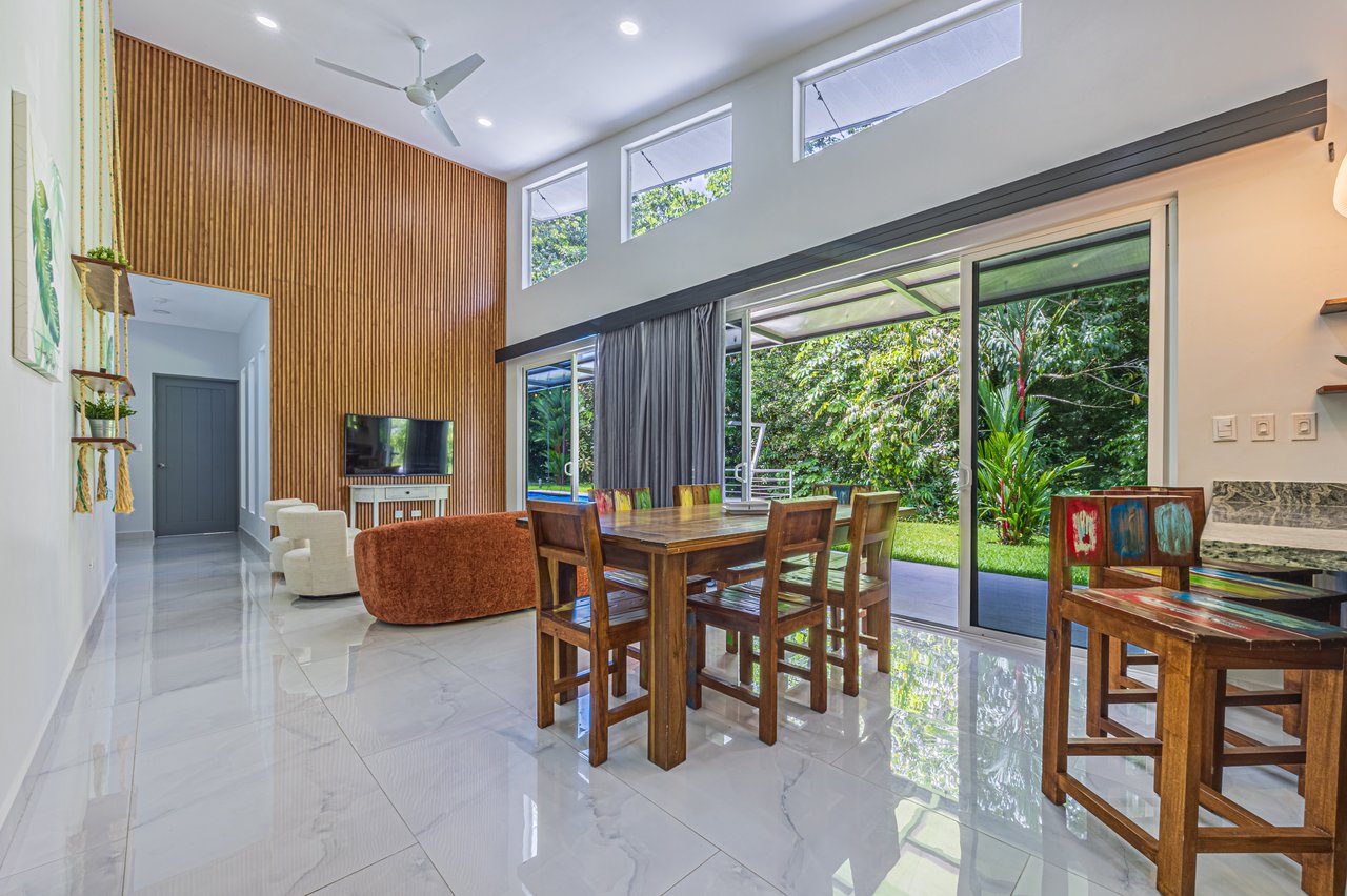 Perfect for Families or a Peaceful Retirement, Uvita Pacific Ocean Town