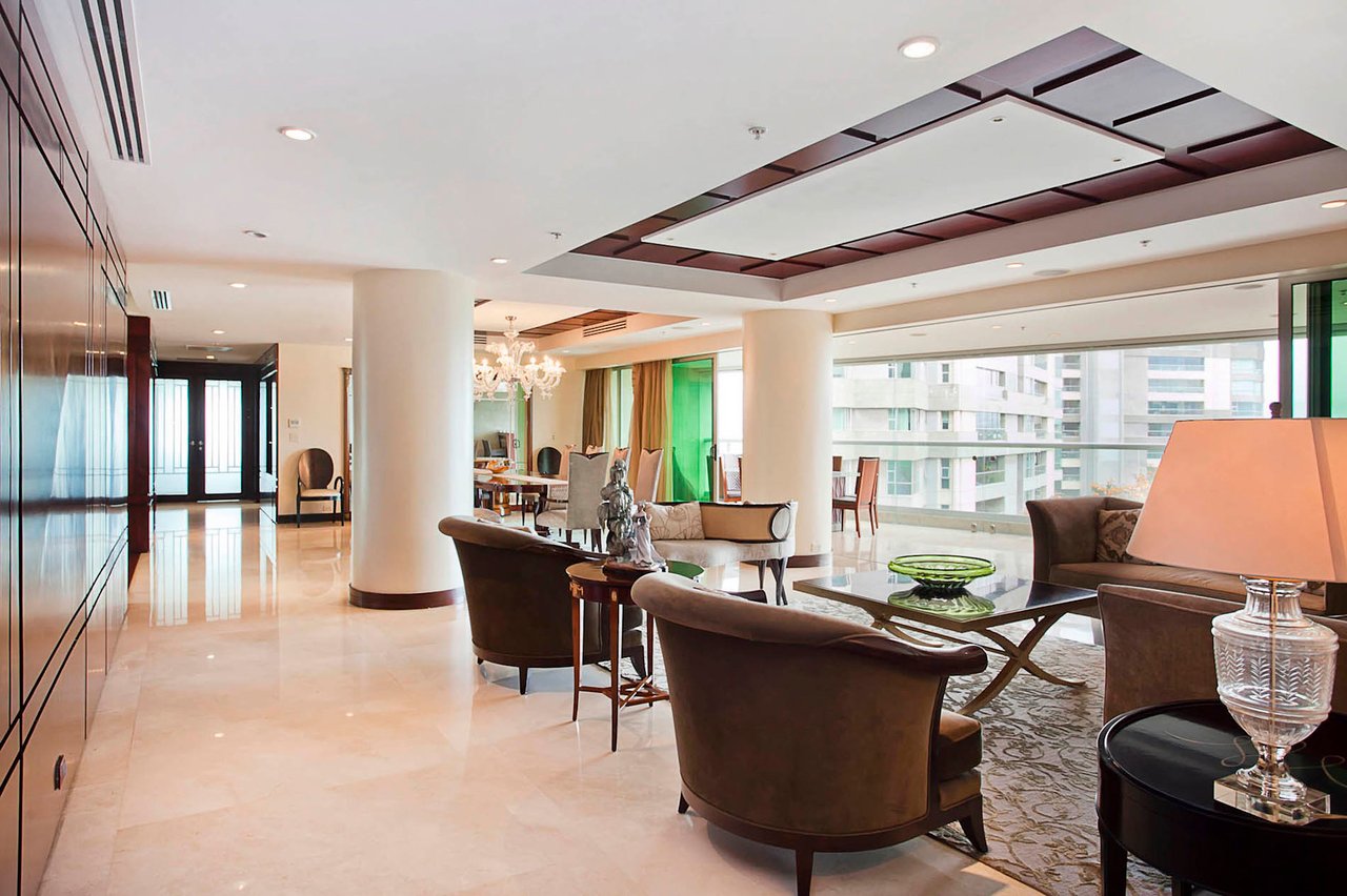 Classic Luxury View Condo, Escazu, San Jose