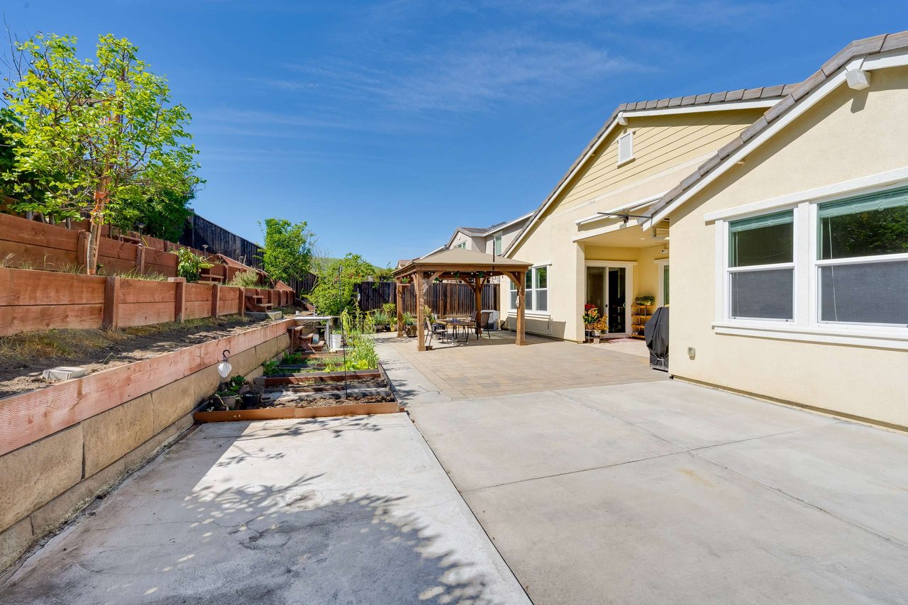 2904 Hanauma Bay Drive, Pittsburg