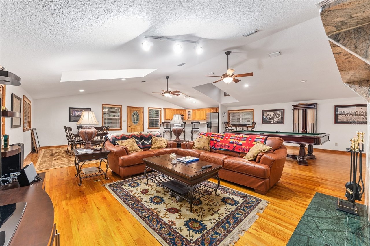 10745 SE Sunset Harbor Rd