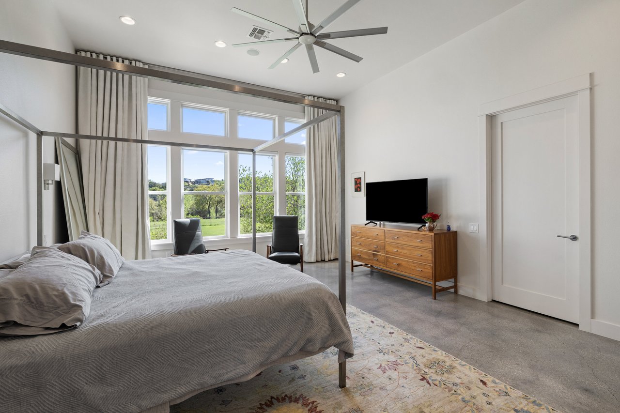 4813 Twin Acres Road