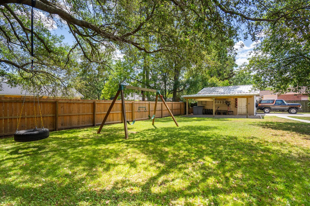 1915 Aichele Drive