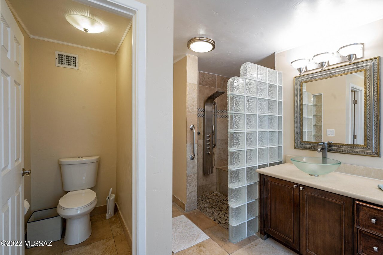 1445 W Cool Dr
