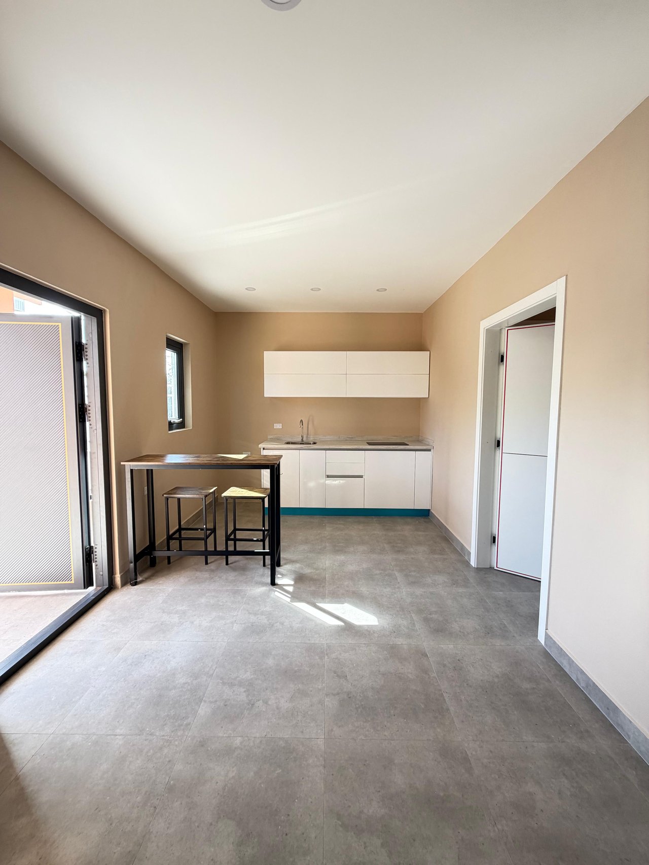 4 One-Bedroom Apartments