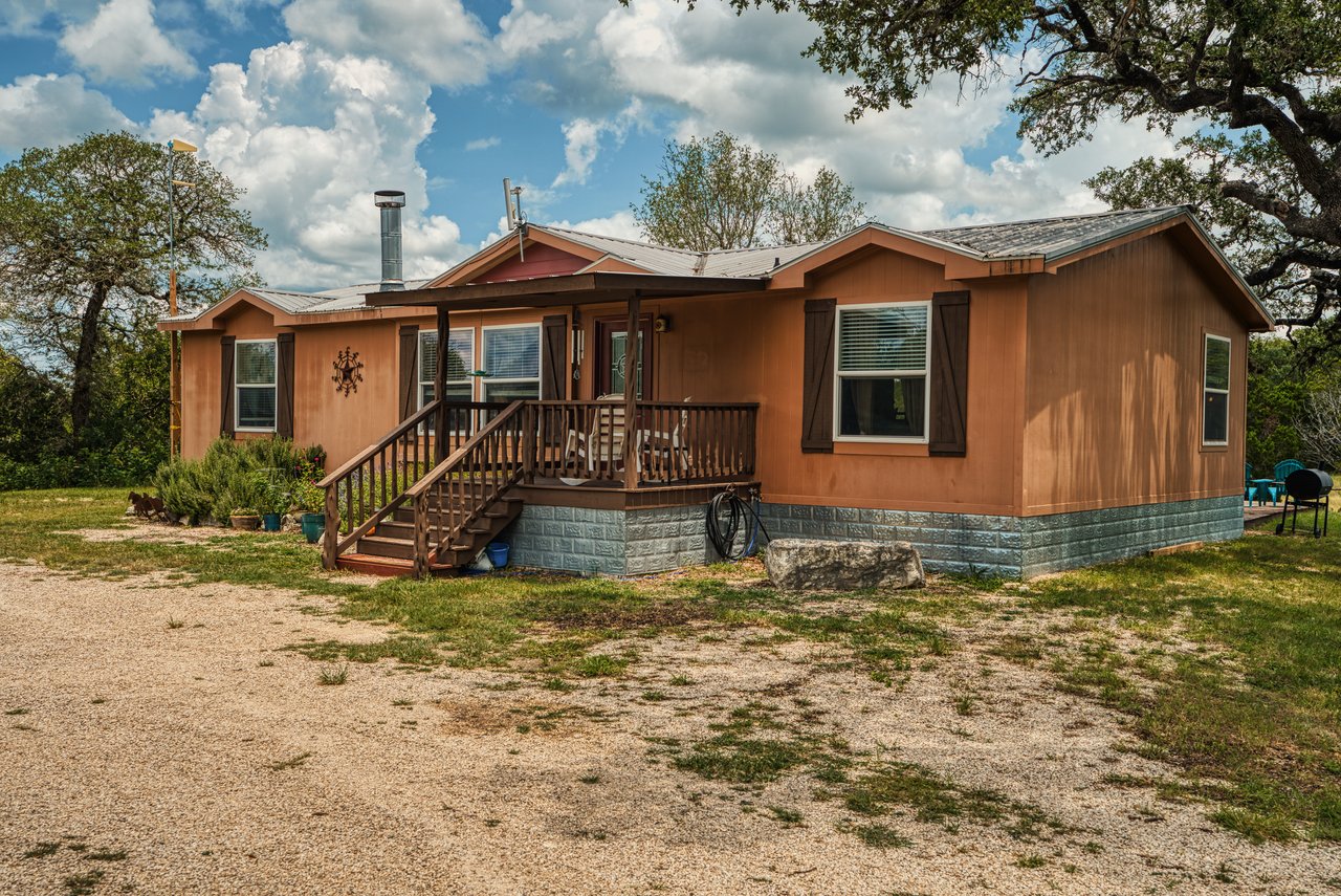 61 Acres in Kerr County Feathered Horse Ranch 