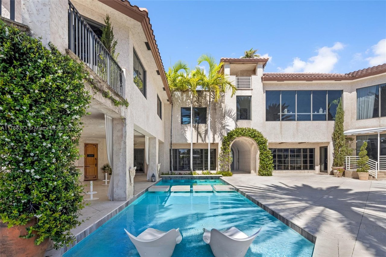 600 Isle Of Palms Dr