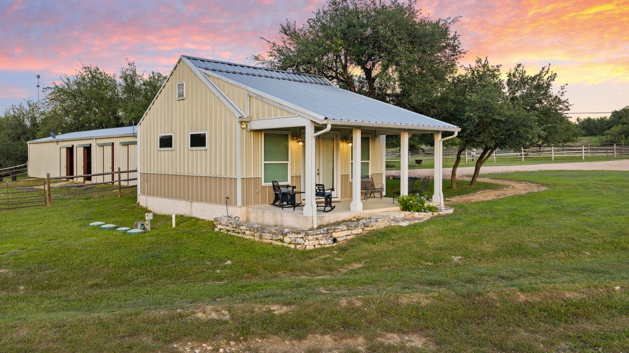1457 Avenida High View