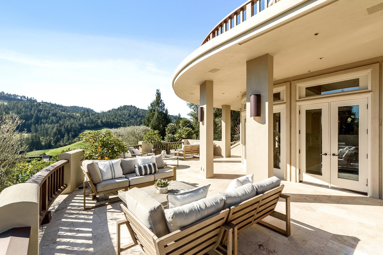 369 Kortum Canyon Rd