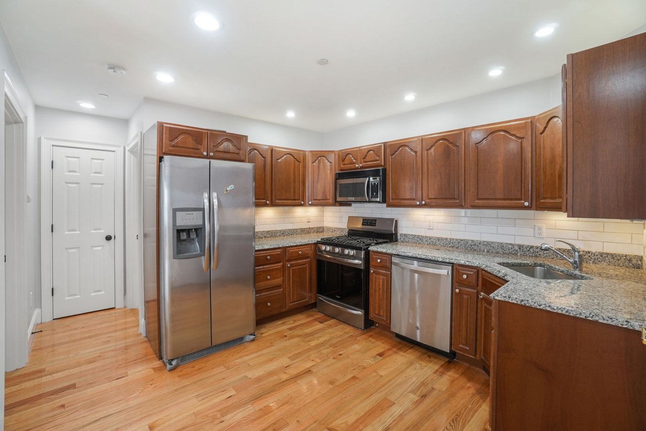 120 W 7th St - Unit 101