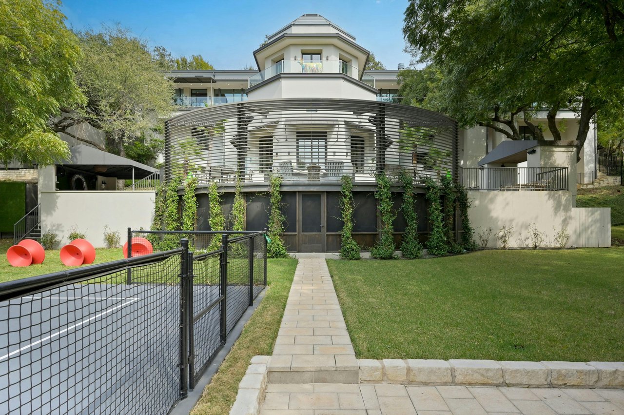 4705 & 4709 Island CV