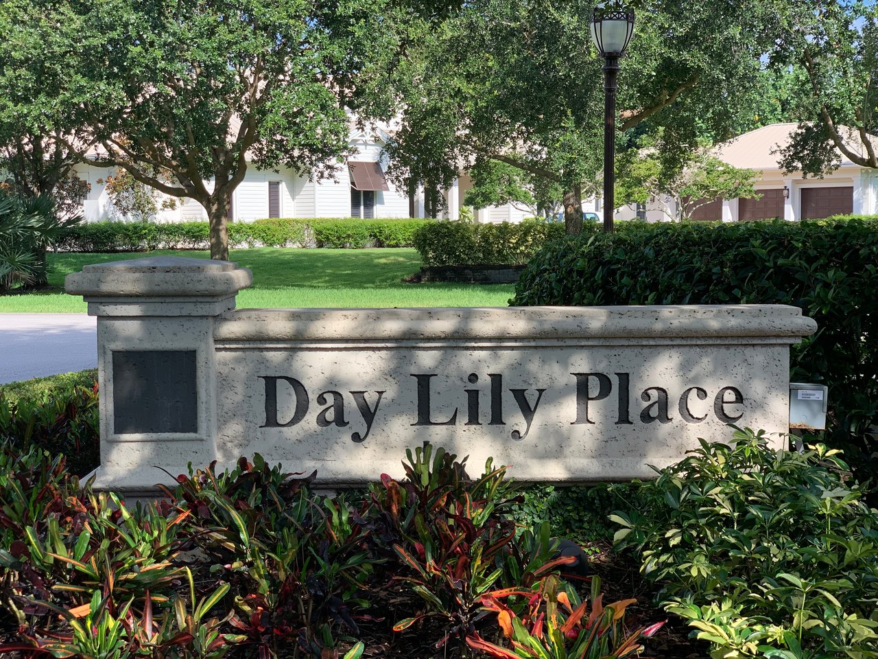 Day Lily Place at The Estates
