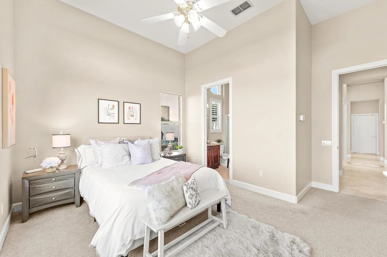 2280 Hidden Hills Ln