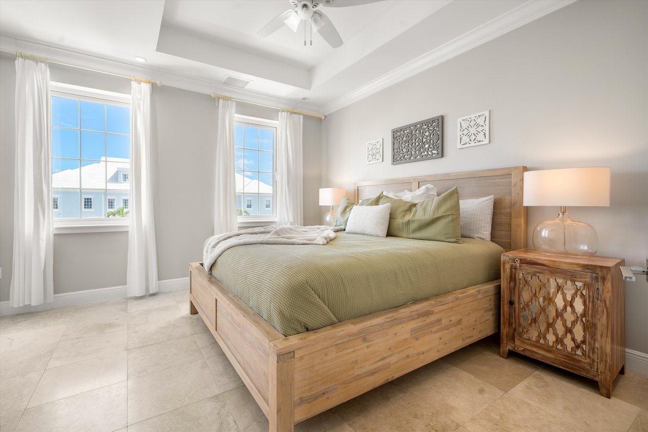 Luxury Oceanview Residence in Palm Cay 