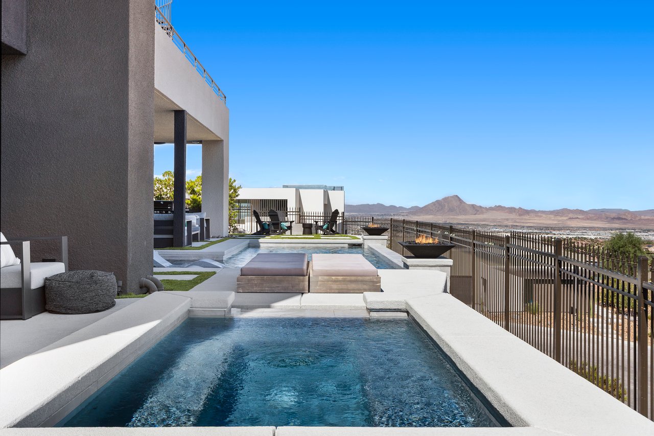 1463 Solitude Ridge Dr