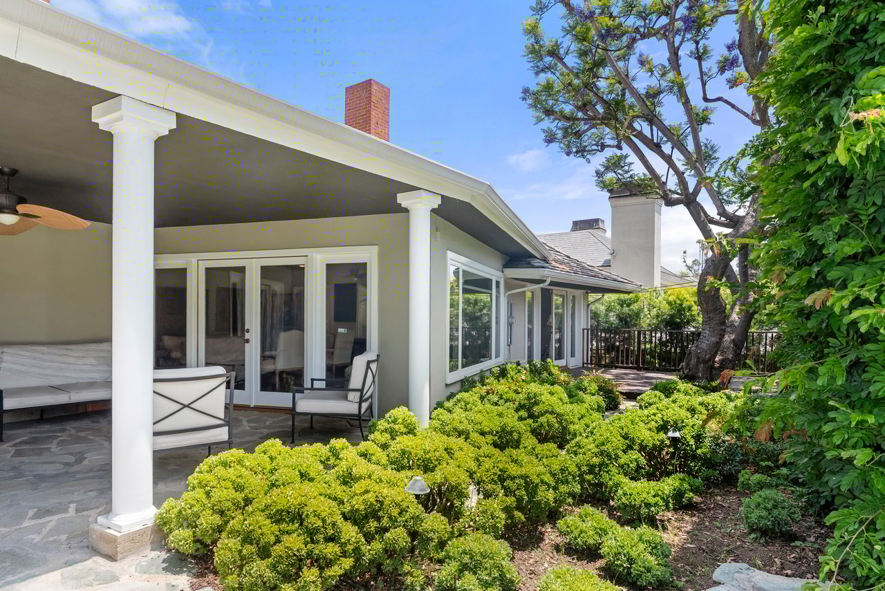 717 N Alta Dr, Beverly Hills