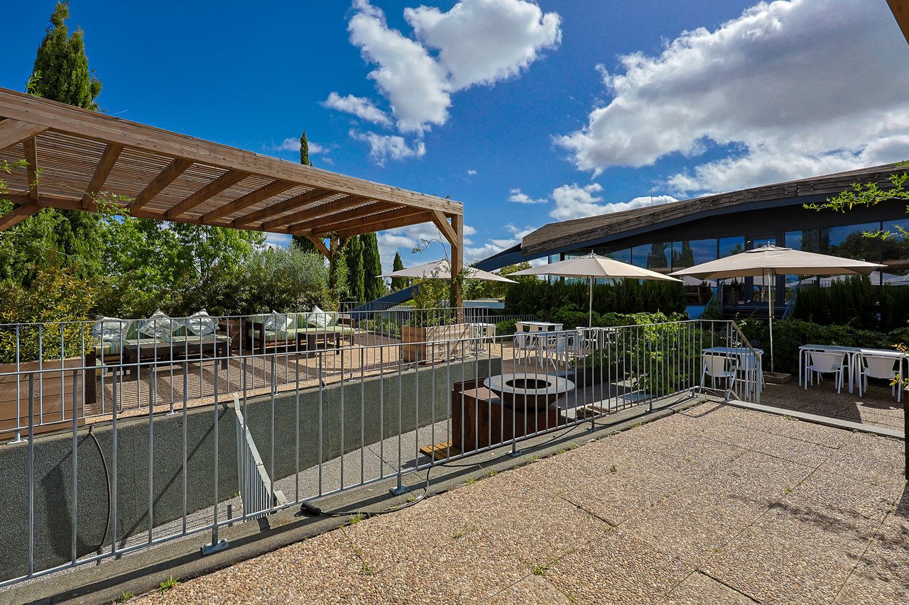 Luxury Wellness & Sports Retreat in Portugal with Expansion Upside & €1M+ Revenue