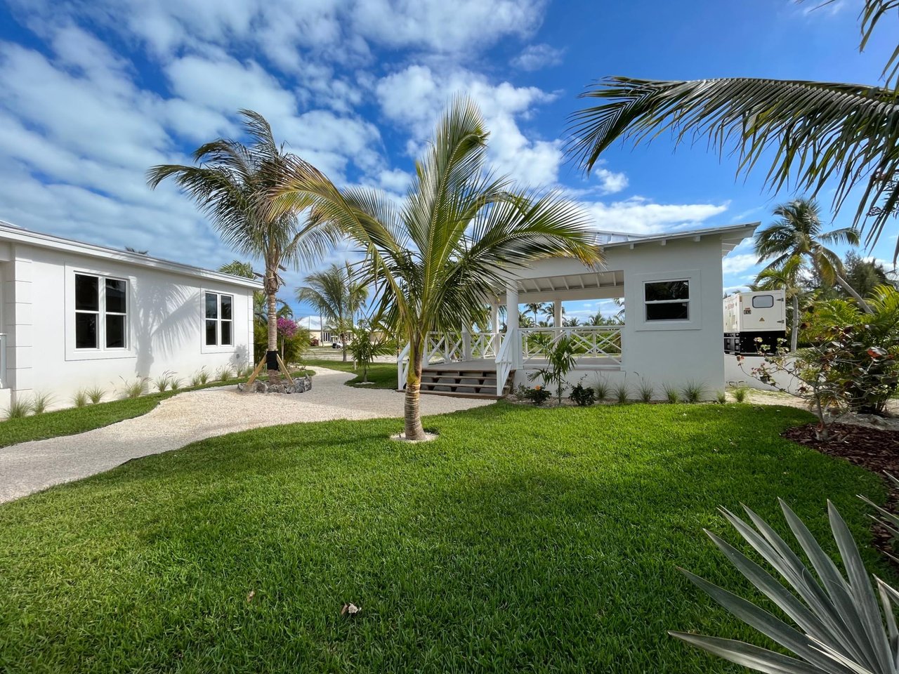 Sunnyside, Treasure Cay 