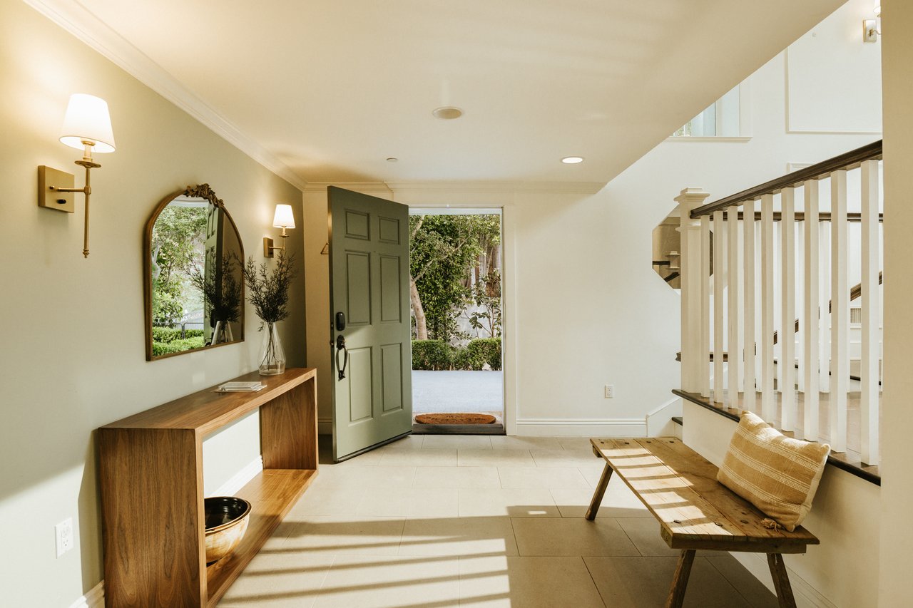 2234 Stanley Hills Dr, Hollywood Hills