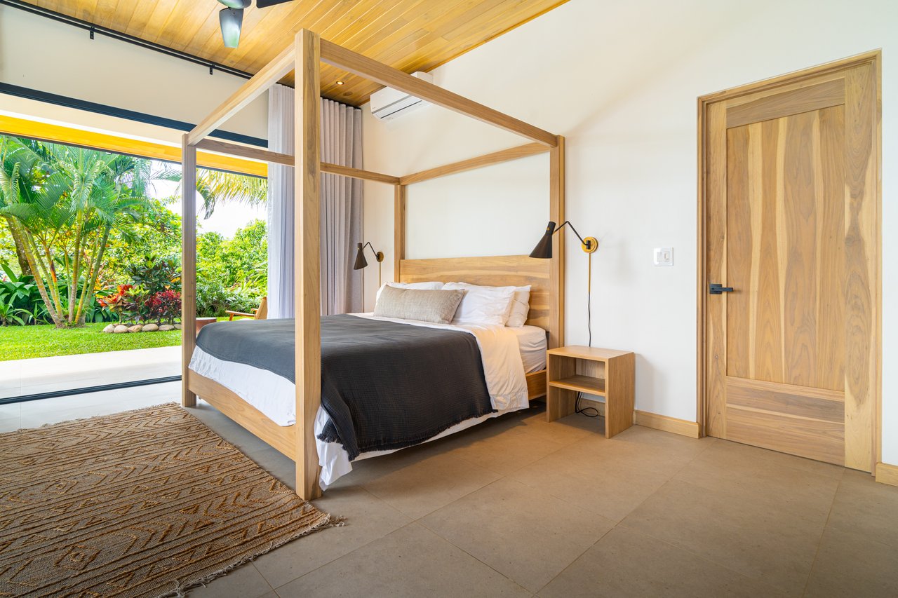 Casa Otra Vida – A Private Jungle Retreat with Ocean Views & Off-Grid Luxury