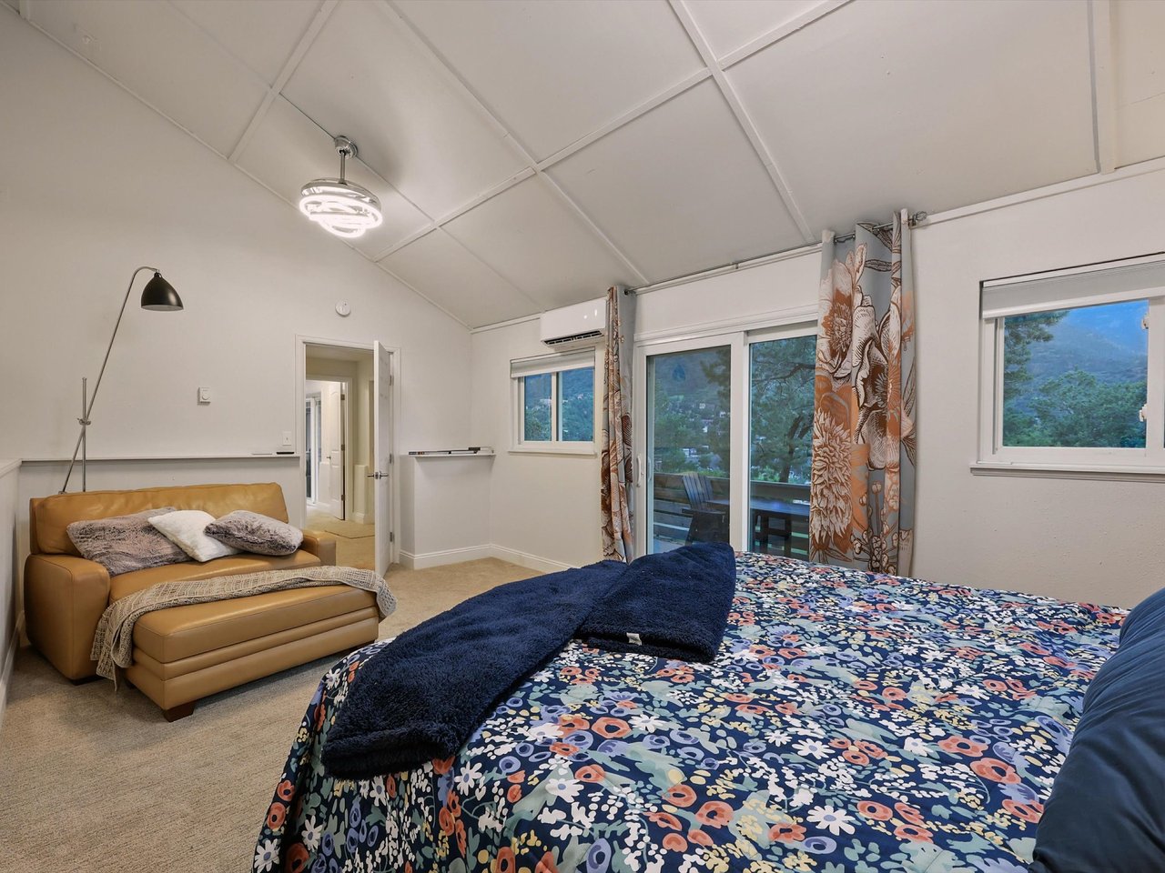 115 Panorama Place