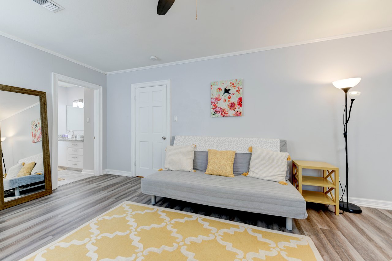 1303 Newfield Lane