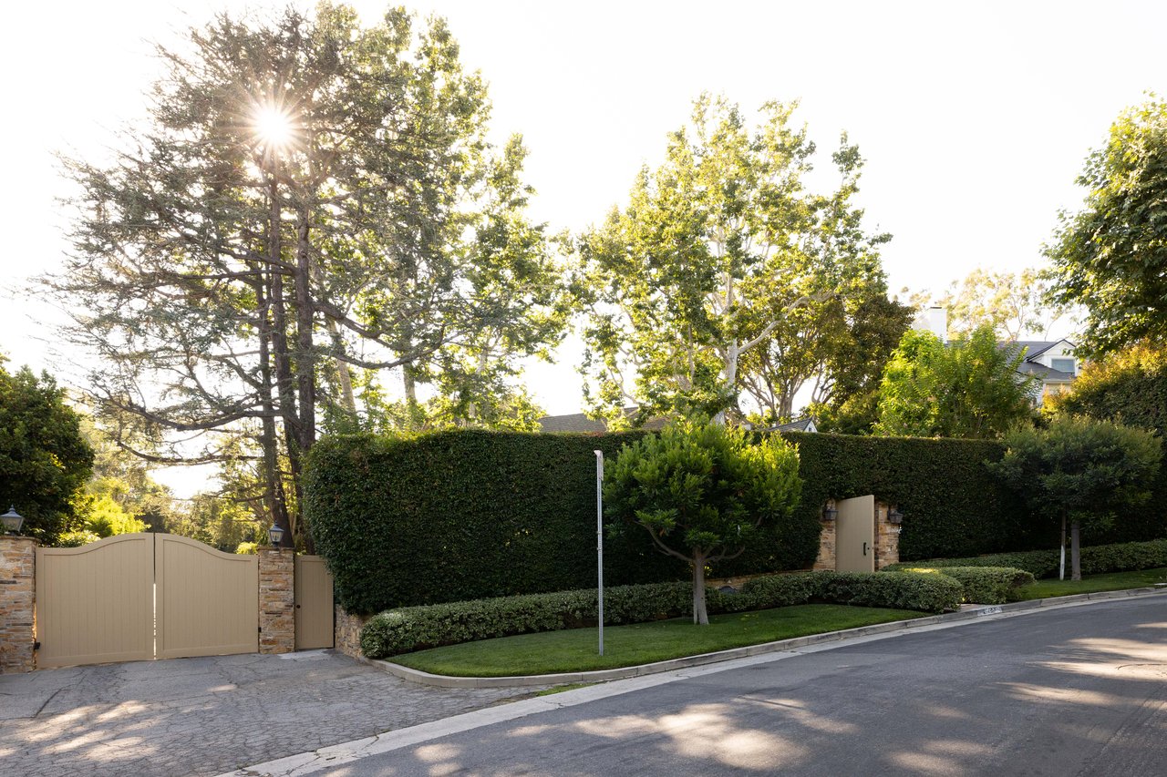 2423 Nottingham Avenue