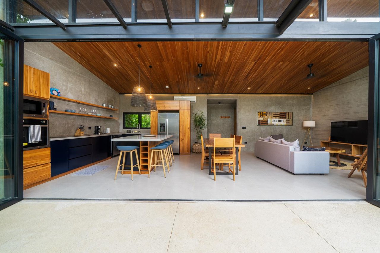 Casa Chile | Modern 3-Bedroom Home with Pool in Tamarindo, Costa Rica