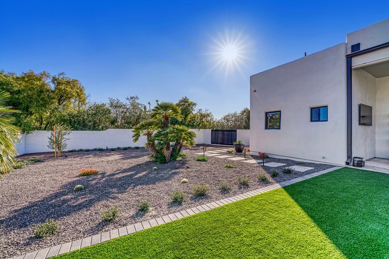 6535 N HILLSIDE Drive