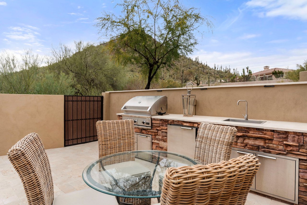 11923 E CASITAS DEL RIO Drive