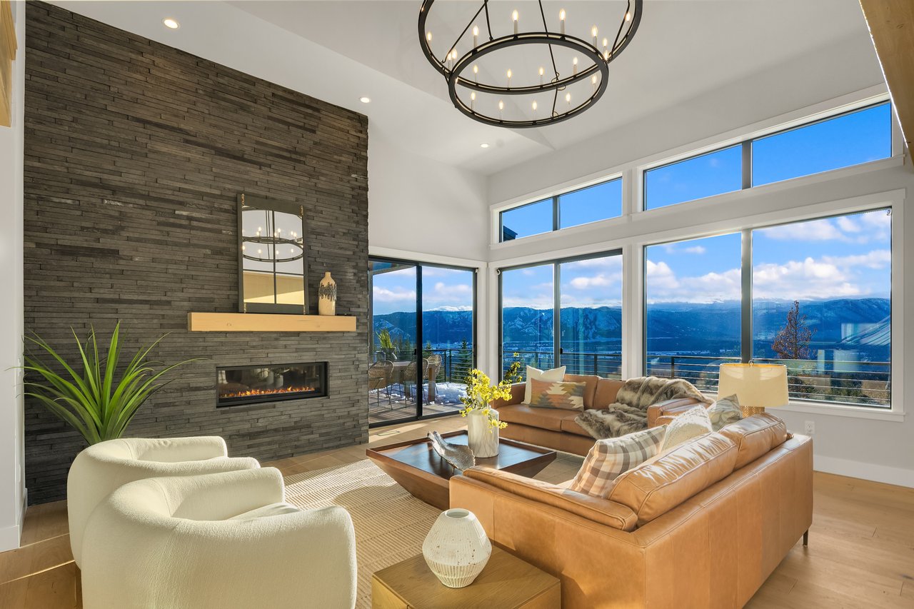 2241 Forest Ridge Drive