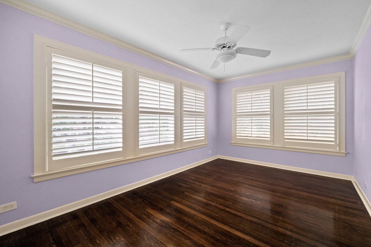 Luxury Property in Olmos Park
