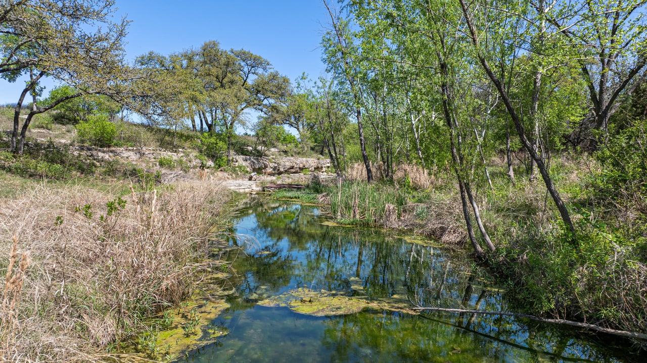 4813 Twin Acres Road