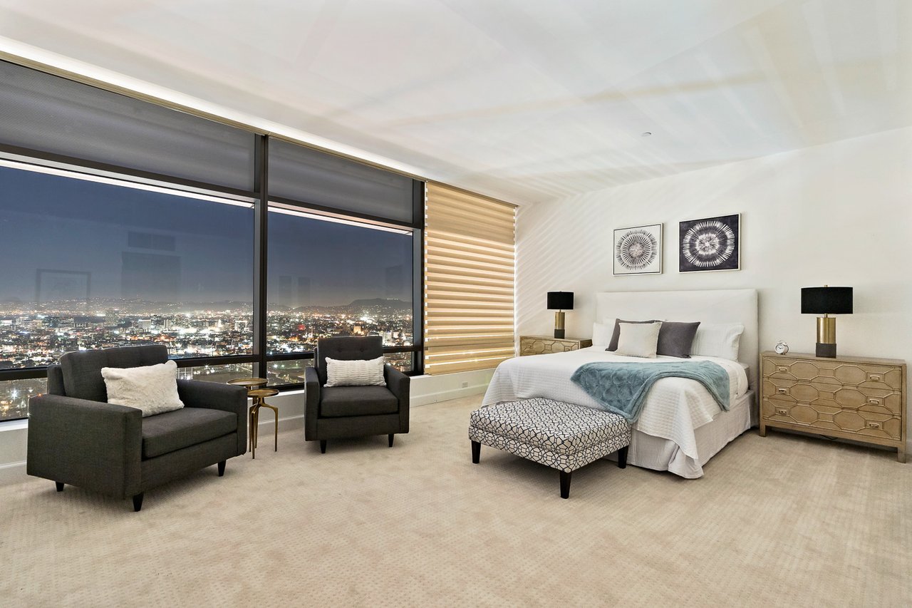 High‑rise Condo, Downtown Los Angeles