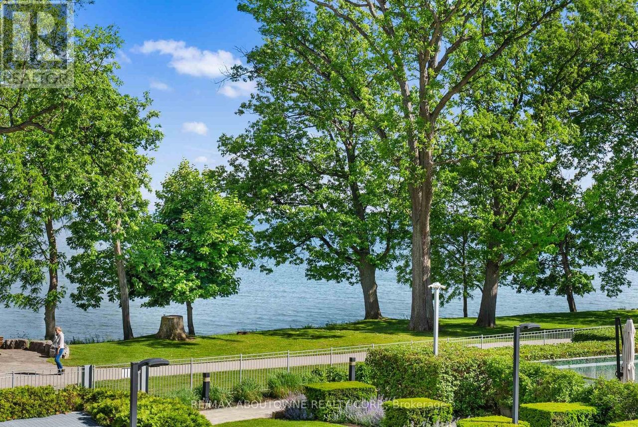 3500 Lakeshore Road W 205