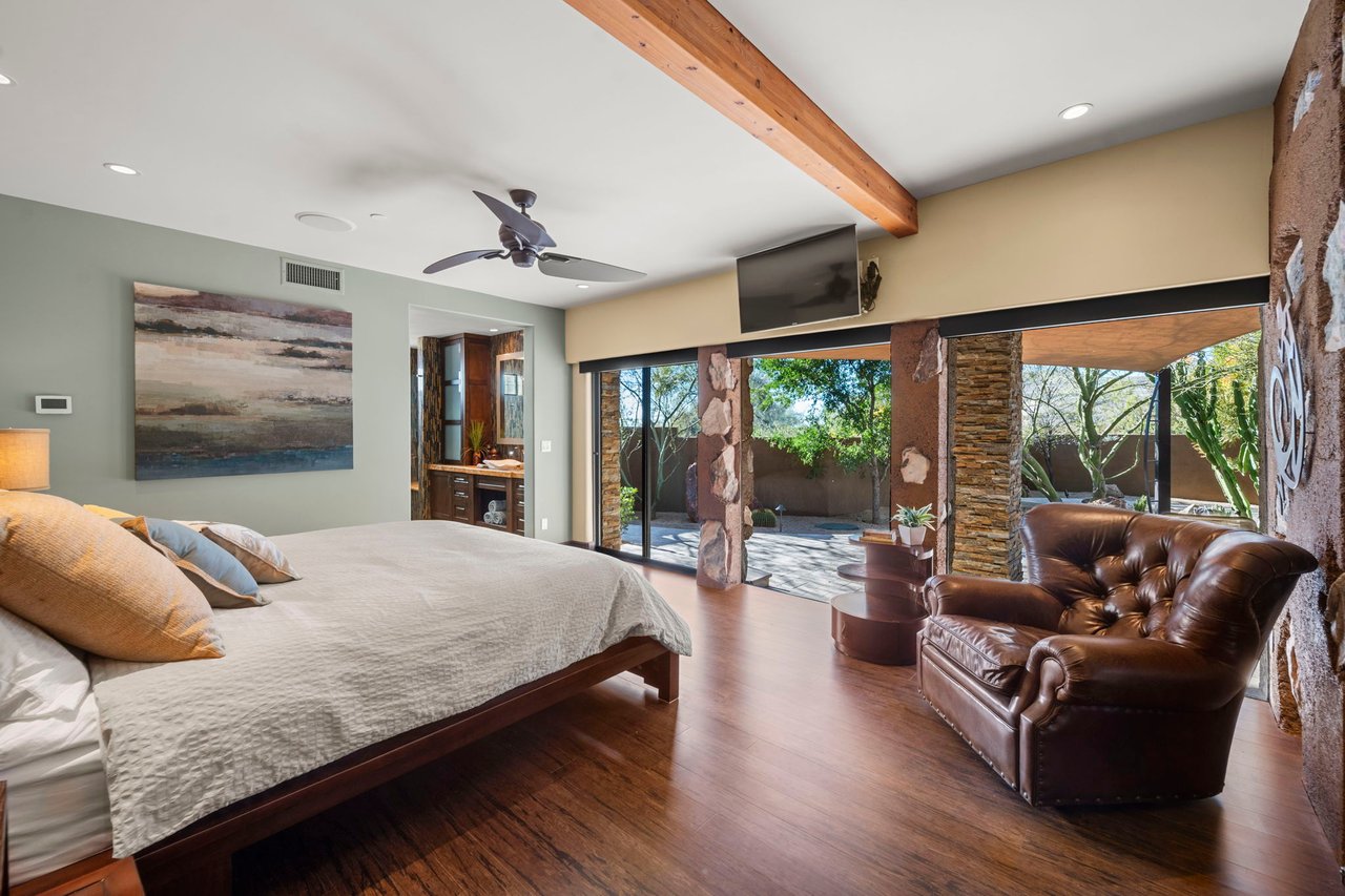 10570 E Pinnacle Peak Road