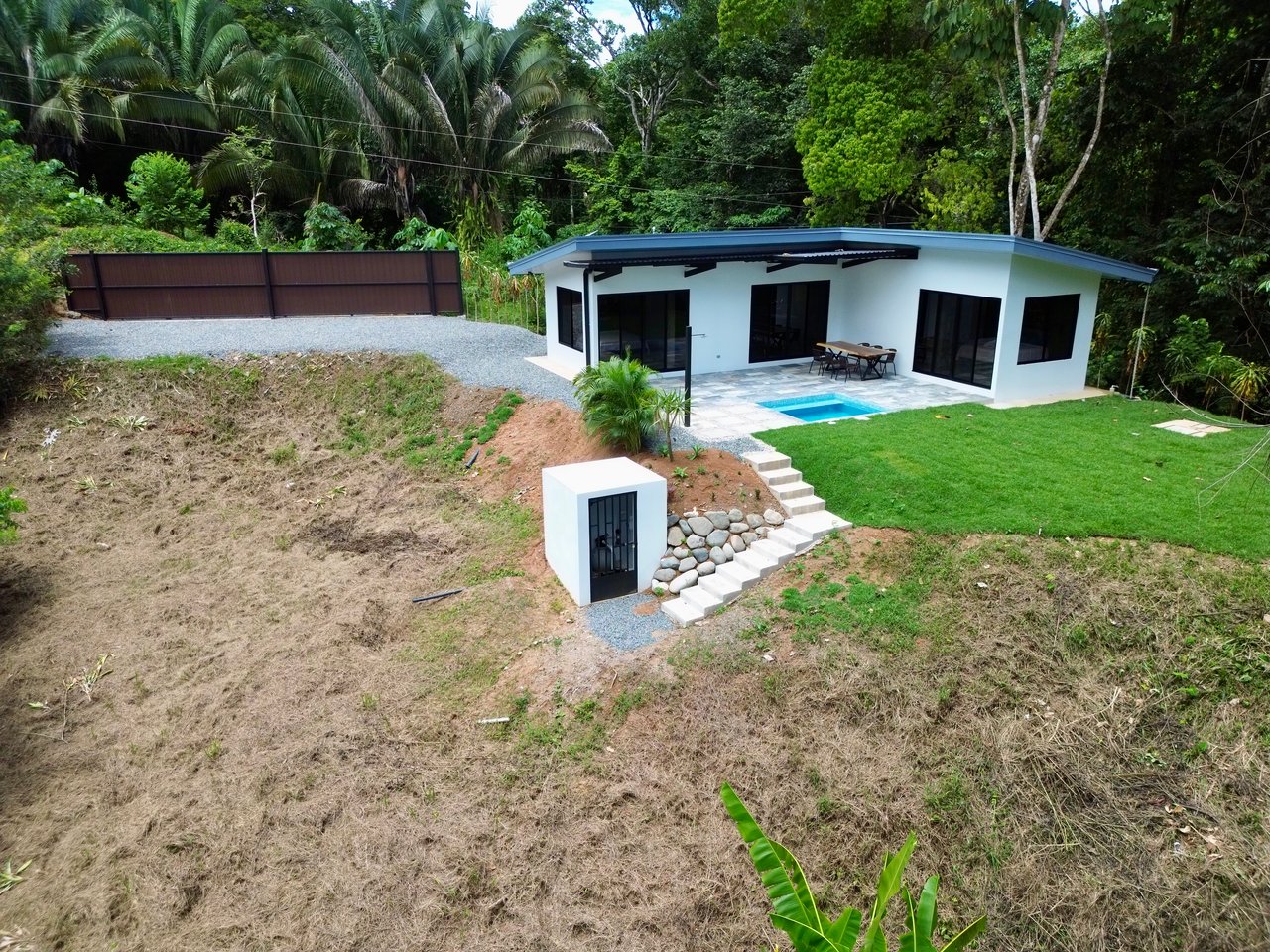 Modern Cozy Home for Sale Just Minutes from the Beach - Ready to Move In!