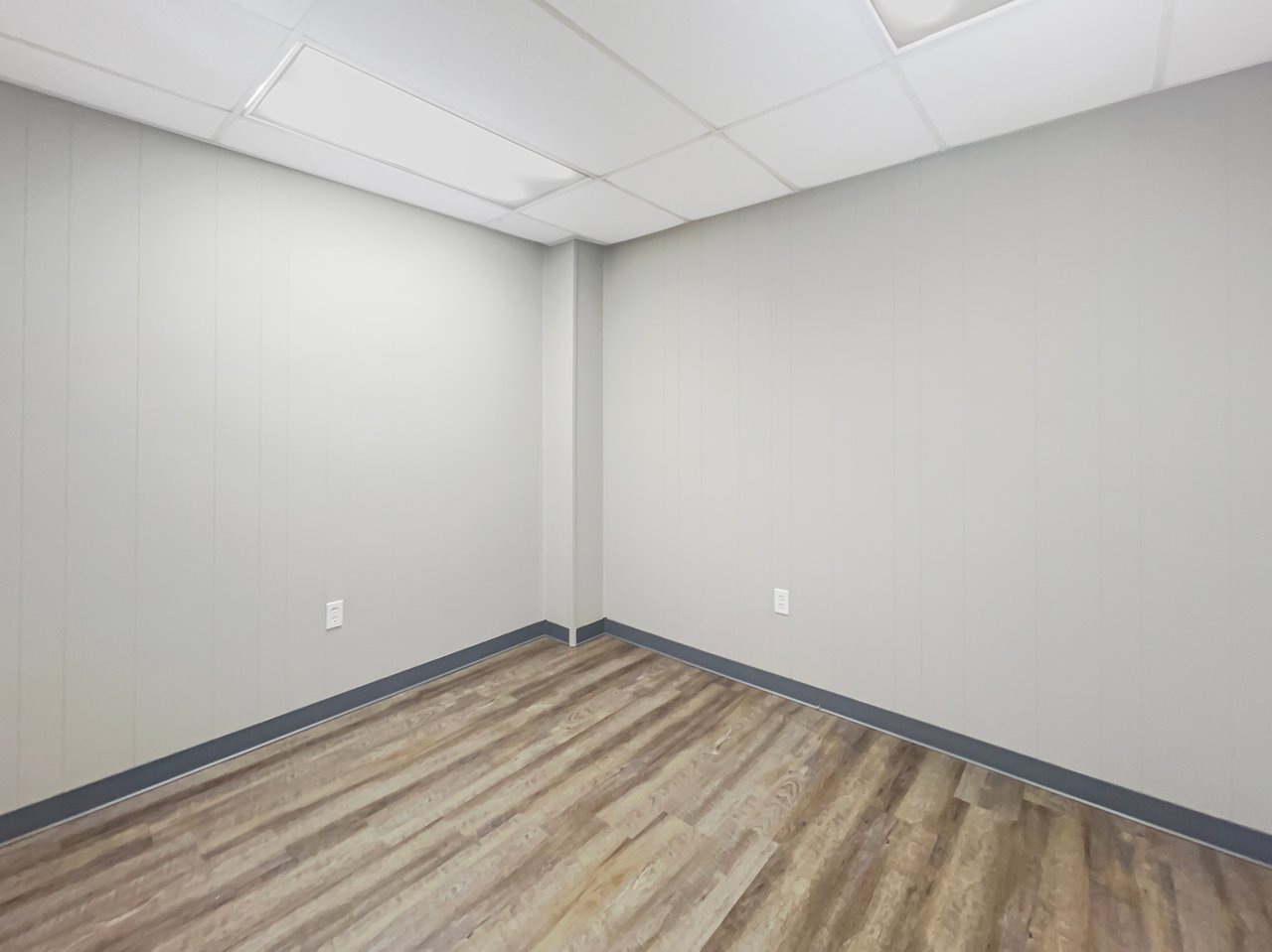 800 Industrial Circle