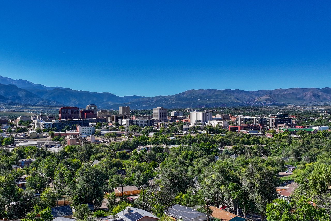 801 E Costilla Street