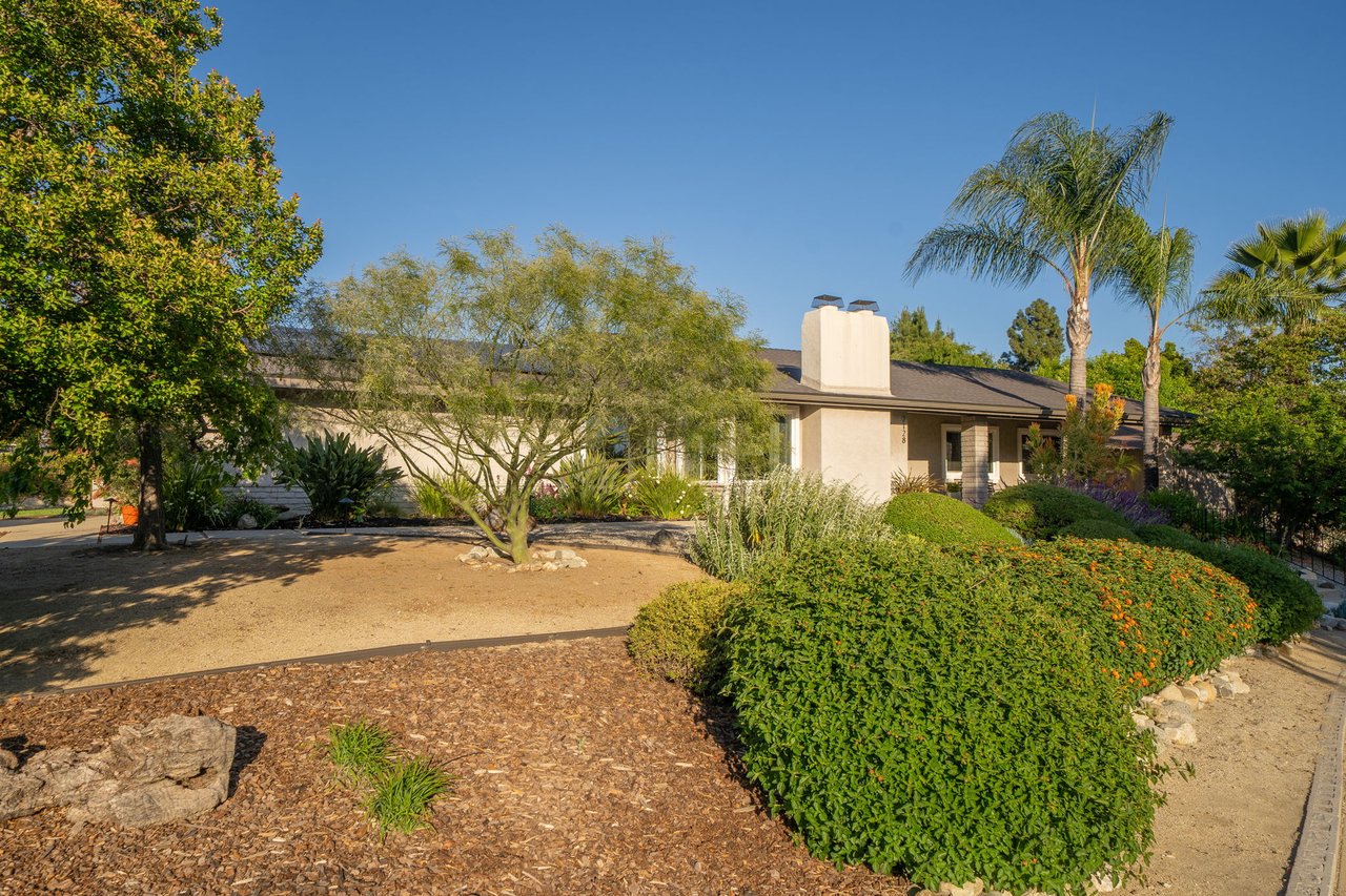 2128 N Villa Maria Road